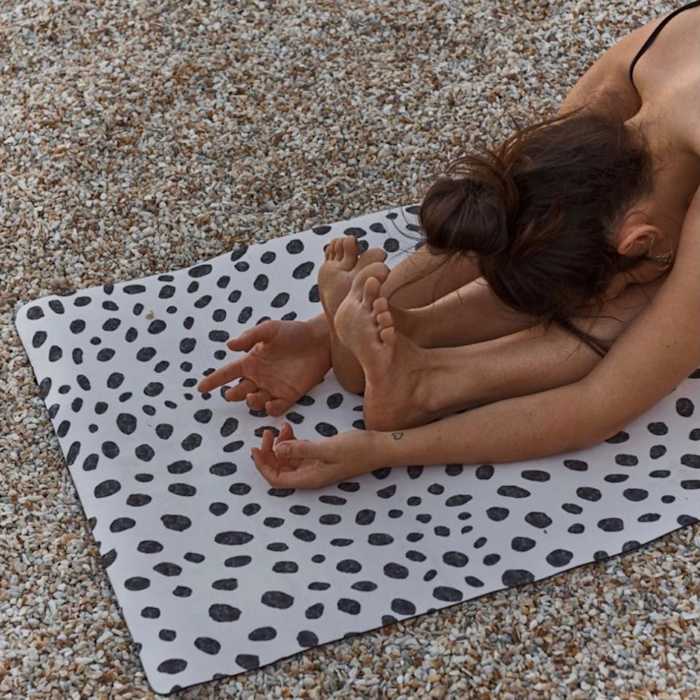 How to have a happy period copy